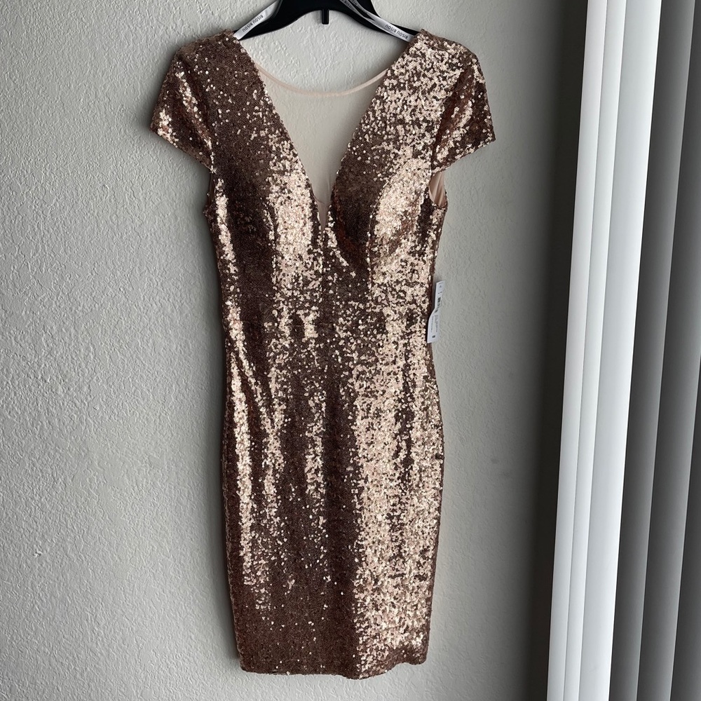 NWT Bisou Bisou Blush Sequins Dress - size 6